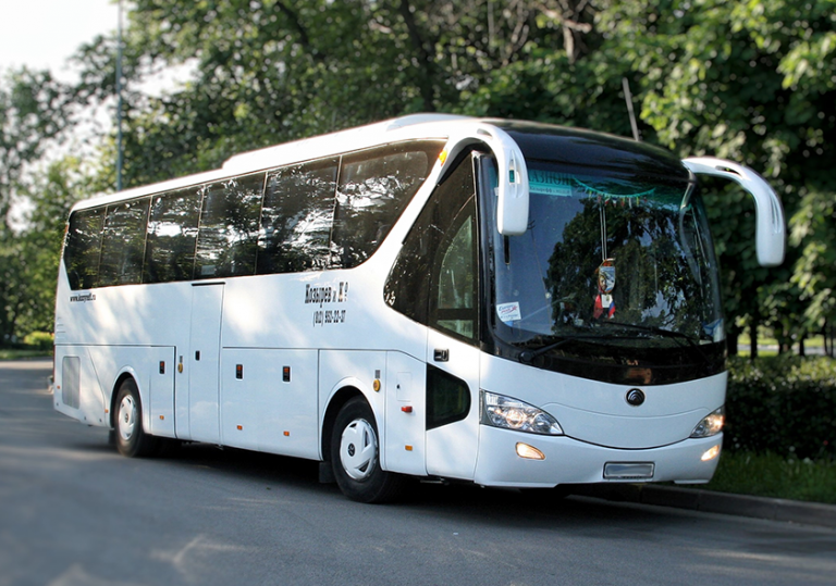 Аренда автобусов YUTONG (Ютонг) на 49 мест – Козырев и К